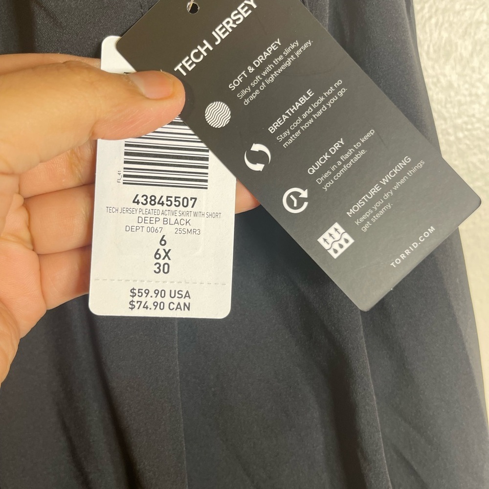 Torrid Tech Jersey Pleated Active Skirt with Shorts 6X - Picture 3 of 4